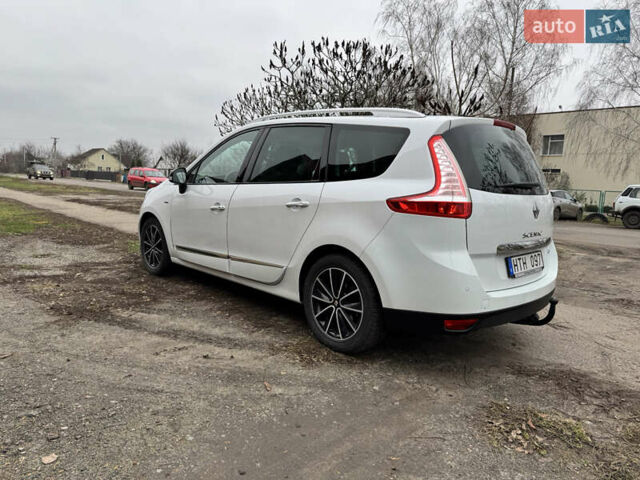 Белый Рено Гранд Сценик, объемом двигателя 1.6 л и пробегом 162 тыс. км за 10500 $, фото 18 на Automoto.ua