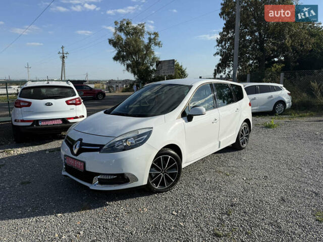 Белый Рено Гранд Сценик, объемом двигателя 1.6 л и пробегом 205 тыс. км за 9999 $, фото 3 на Automoto.ua