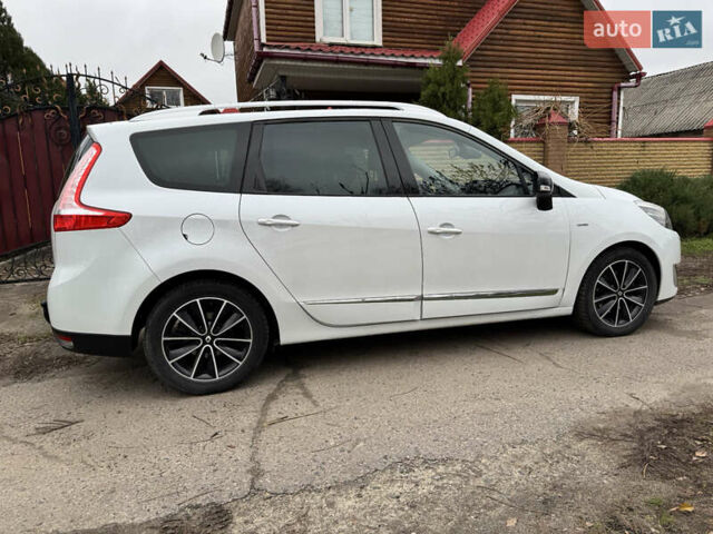 Белый Рено Гранд Сценик, объемом двигателя 1.6 л и пробегом 162 тыс. км за 10500 $, фото 24 на Automoto.ua