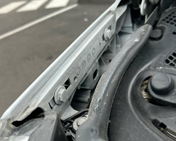 Белый Рено Гранд Сценик, объемом двигателя 1.5 л и пробегом 241 тыс. км за 9500 $, фото 65 на Automoto.ua