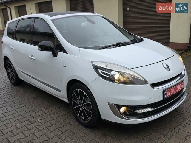 Белый Рено Гранд Сценик, объемом двигателя 1.6 л и пробегом 228 тыс. км за 8777 $, фото 15 на Automoto.ua