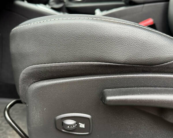 Белый Рено Гранд Сценик, объемом двигателя 1.6 л и пробегом 162 тыс. км за 10500 $, фото 48 на Automoto.ua