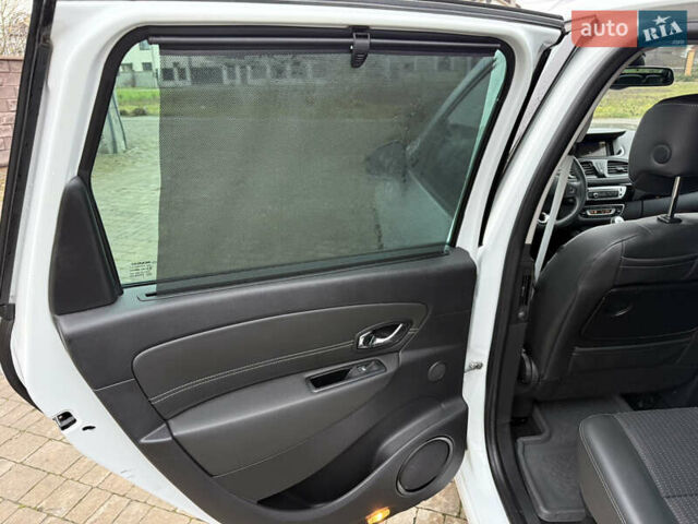 Белый Рено Гранд Сценик, объемом двигателя 1.6 л и пробегом 219 тыс. км за 9400 $, фото 18 на Automoto.ua