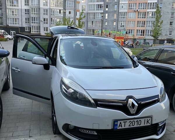 Белый Рено Гранд Сценик, объемом двигателя 1.5 л и пробегом 257 тыс. км за 9000 $, фото 2 на Automoto.ua