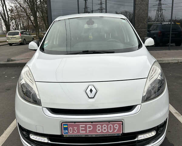 Белый Рено Гранд Сценик, объемом двигателя 1.5 л и пробегом 241 тыс. км за 9500 $, фото 153 на Automoto.ua