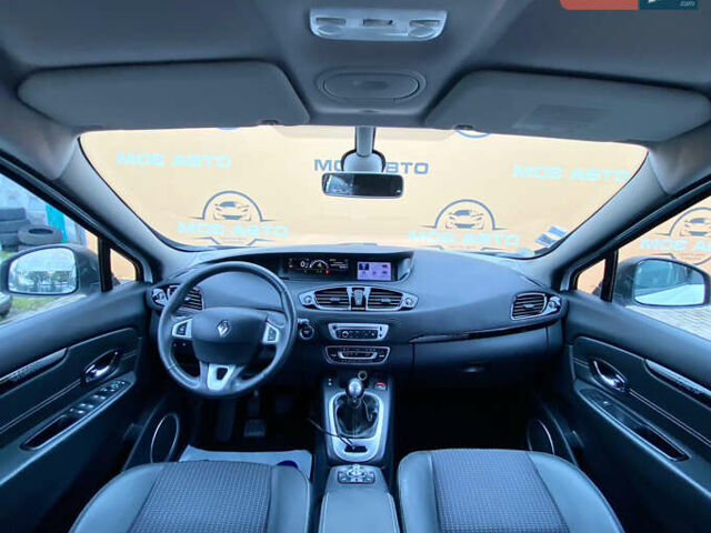 Білий Рено Гранд Сценік, об'ємом двигуна 1.5 л та пробігом 215 тис. км за 8400 $, фото 9 на Automoto.ua