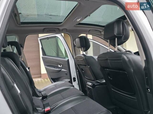 Белый Рено Гранд Сценик, объемом двигателя 1.6 л и пробегом 305 тыс. км за 7999 $, фото 35 на Automoto.ua