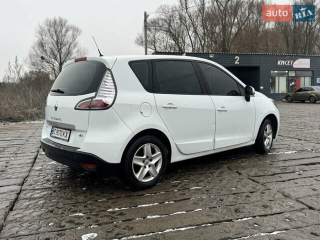 Белый Рено Гранд Сценик, объемом двигателя 1.46 л и пробегом 191 тыс. км за 8800 $, фото 4 на Automoto.ua