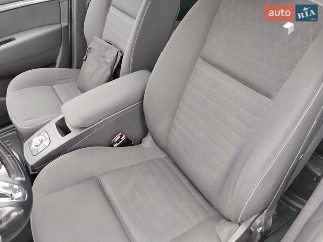 Рено Гранд Сценик 2014 в Новомосковске на Automoto.ua Белый Рено Гранд Сценик, объемом двигателя 1.5 л и пробегом 146 тыс. км за 10800 $, фото 7 на Automoto.ua