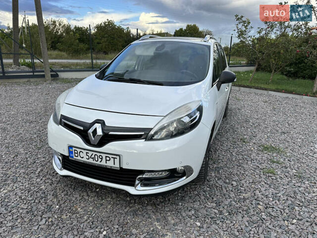 Білий Рено Гранд Сценік, об'ємом двигуна 1.6 л та пробігом 234 тис. км за 10300 $, фото 13 на Automoto.ua