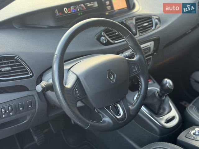 Білий Рено Гранд Сценік, об'ємом двигуна 1.6 л та пробігом 179 тис. км за 10950 $, фото 66 на Automoto.ua