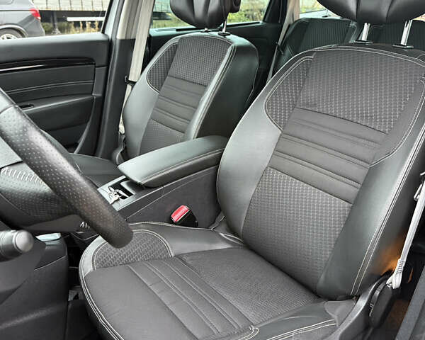 Белый Рено Гранд Сценик, объемом двигателя 1.6 л и пробегом 198 тыс. км за 10900 $, фото 28 на Automoto.ua