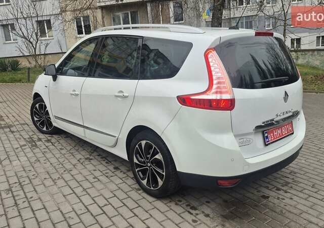 Белый Рено Гранд Сценик, объемом двигателя 1.6 л и пробегом 259 тыс. км за 9750 $, фото 7 на Automoto.ua