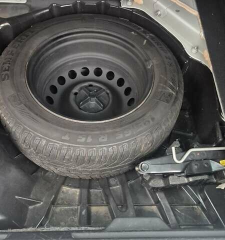 Белый Рено Гранд Сценик, объемом двигателя 1.6 л и пробегом 259 тыс. км за 9750 $, фото 25 на Automoto.ua