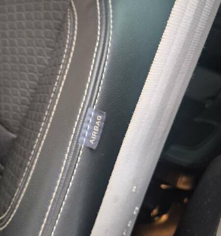 Белый Рено Гранд Сценик, объемом двигателя 1.6 л и пробегом 259 тыс. км за 9750 $, фото 29 на Automoto.ua