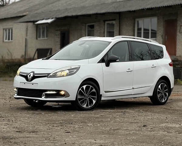 Белый Рено Гранд Сценик, объемом двигателя 1.6 л и пробегом 198 тыс. км за 10900 $, фото 19 на Automoto.ua