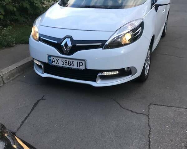 Белый Рено Гранд Сценик, объемом двигателя 1.5 л и пробегом 219 тыс. км за 9900 $, фото 13 на Automoto.ua