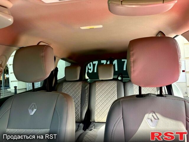 Білий Рено Гранд Сценік, об'ємом двигуна 1.5 л та пробігом 290 тис. км за 8300 $, фото 4 на Automoto.ua