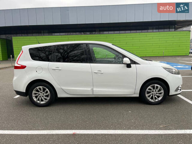 Білий Рено Гранд Сценік, об'ємом двигуна 1.5 л та пробігом 216 тис. км за 8700 $, фото 10 на Automoto.ua