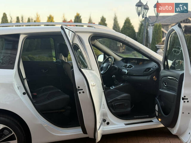 Білий Рено Гранд Сценік, об'ємом двигуна 1.6 л та пробігом 179 тис. км за 10950 $, фото 67 на Automoto.ua
