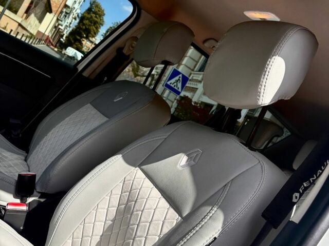 Белый Рено Гранд Сценик, объемом двигателя 1.5 л и пробегом 290 тыс. км за 7800 $, фото 5 на Automoto.ua