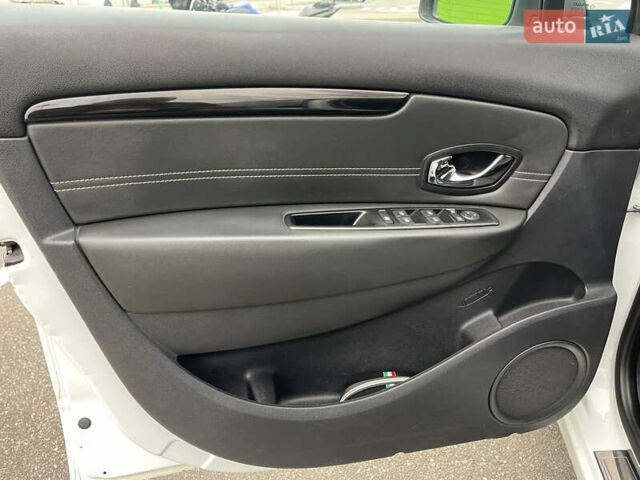 Білий Рено Гранд Сценік, об'ємом двигуна 1.5 л та пробігом 216 тис. км за 8700 $, фото 20 на Automoto.ua