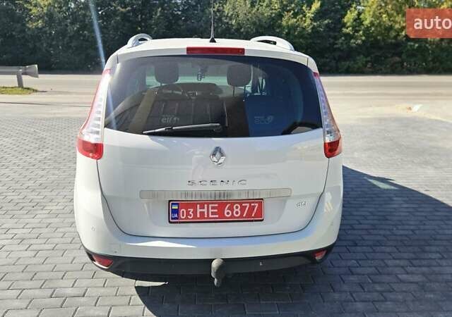 Білий Рено Гранд Сценік, об'ємом двигуна 1.5 л та пробігом 211 тис. км за 9950 $, фото 15 на Automoto.ua