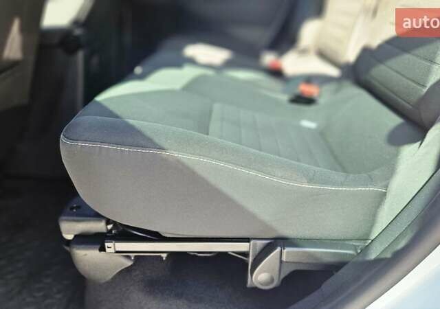 Білий Рено Гранд Сценік, об'ємом двигуна 1.5 л та пробігом 211 тис. км за 9950 $, фото 35 на Automoto.ua