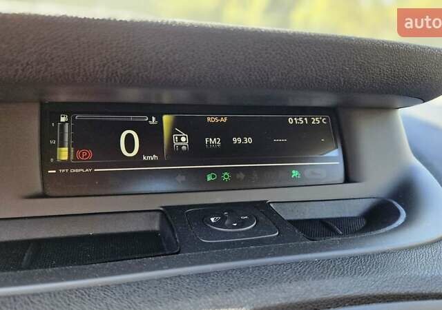 Білий Рено Гранд Сценік, об'ємом двигуна 1.5 л та пробігом 211 тис. км за 9950 $, фото 50 на Automoto.ua