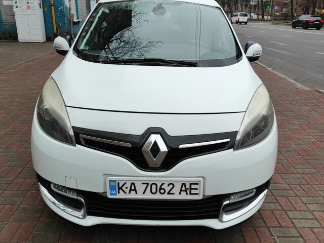 Білий Рено Гранд Сценік, об'ємом двигуна 1.6 л та пробігом 270 тис. км за 9200 $, фото 1 на Automoto.ua