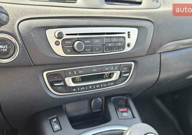 Білий Рено Гранд Сценік, об'ємом двигуна 1.5 л та пробігом 211 тис. км за 9950 $, фото 53 на Automoto.ua