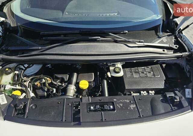 Білий Рено Гранд Сценік, об'ємом двигуна 1.5 л та пробігом 211 тис. км за 9950 $, фото 45 на Automoto.ua