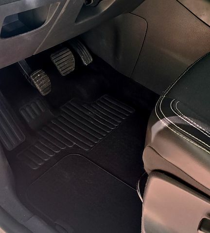 Белый Рено Гранд Сценик, объемом двигателя 1.6 л и пробегом 196 тыс. км за 10900 $, фото 3 на Automoto.ua