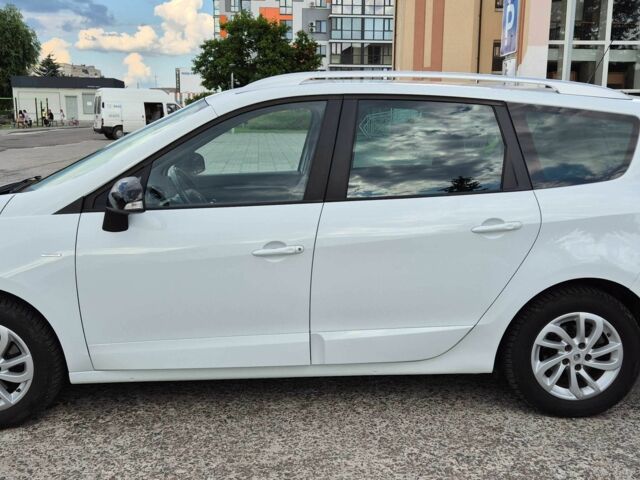 Белый Рено Гранд Сценик, объемом двигателя 1.5 л и пробегом 166 тыс. км за 267 $, фото 6 на Automoto.ua