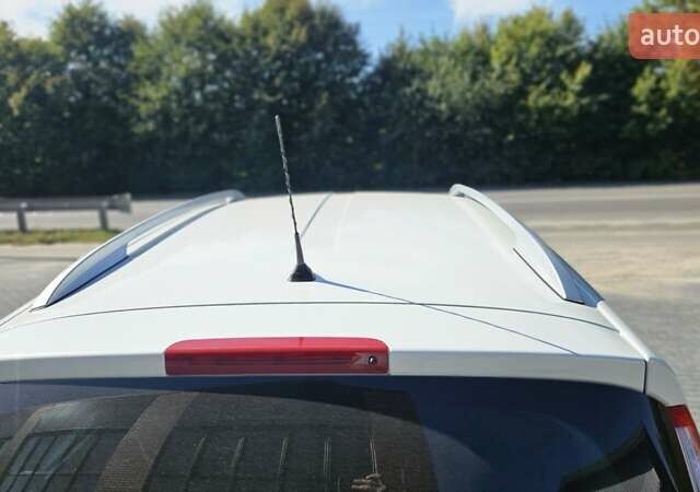 Білий Рено Гранд Сценік, об'ємом двигуна 1.5 л та пробігом 211 тис. км за 9950 $, фото 14 на Automoto.ua