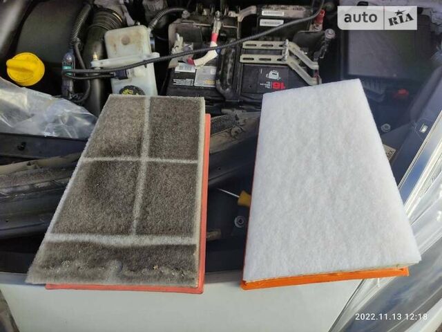 Білий Рено Гранд Сценік, об'ємом двигуна 1.5 л та пробігом 250 тис. км за 10600 $, фото 11 на Automoto.ua