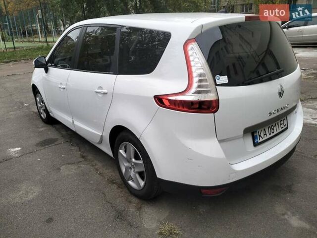 Белый Рено Гранд Сценик, объемом двигателя 1.5 л и пробегом 190 тыс. км за 10100 $, фото 2 на Automoto.ua