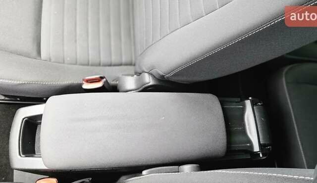 Білий Рено Гранд Сценік, об'ємом двигуна 1.5 л та пробігом 211 тис. км за 9950 $, фото 59 на Automoto.ua