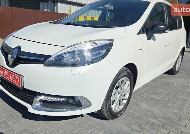 Білий Рено Гранд Сценік, об'ємом двигуна 1.5 л та пробігом 211 тис. км за 9950 $, фото 1 на Automoto.ua