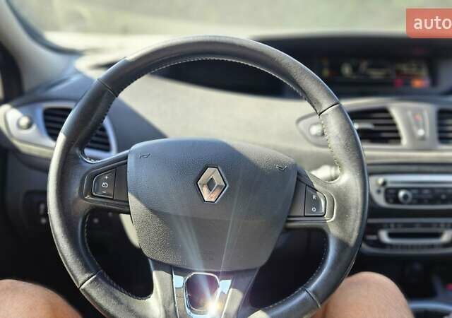 Білий Рено Гранд Сценік, об'ємом двигуна 1.5 л та пробігом 211 тис. км за 9950 $, фото 48 на Automoto.ua