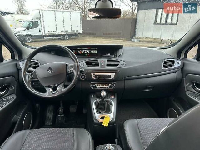 Белый Рено Гранд Сценик, объемом двигателя 1.5 л и пробегом 230 тыс. км за 11900 $, фото 13 на Automoto.ua