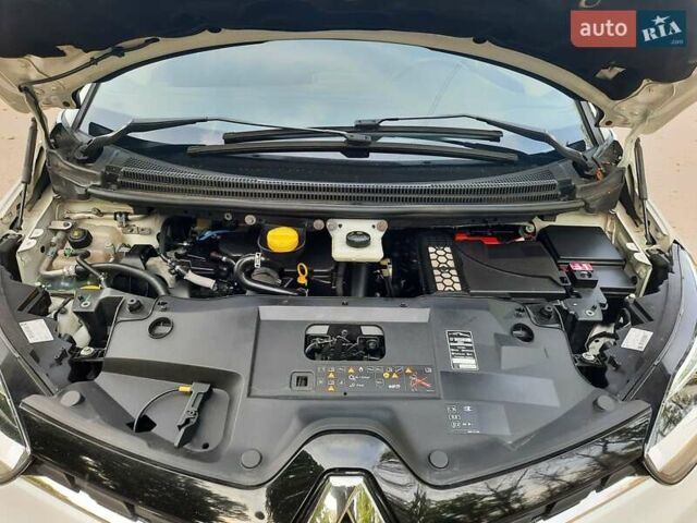 Белый Рено Гранд Сценик, объемом двигателя 1.5 л и пробегом 211 тыс. км за 14800 $, фото 125 на Automoto.ua