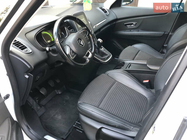 Білий Рено Гранд Сценік, об'ємом двигуна 1.6 л та пробігом 238 тис. км за 12700 $, фото 50 на Automoto.ua