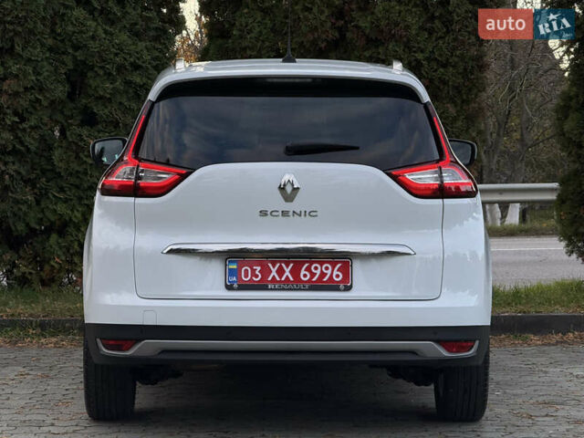Белый Рено Гранд Сценик, объемом двигателя 1.6 л и пробегом 218 тыс. км за 15300 $, фото 6 на Automoto.ua