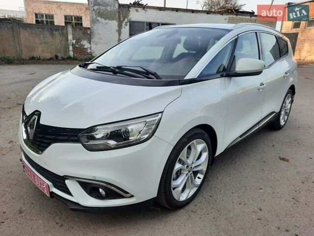 Белый Рено Гранд Сценик, объемом двигателя 1.5 л и пробегом 211 тыс. км за 14800 $, фото 123 на Automoto.ua