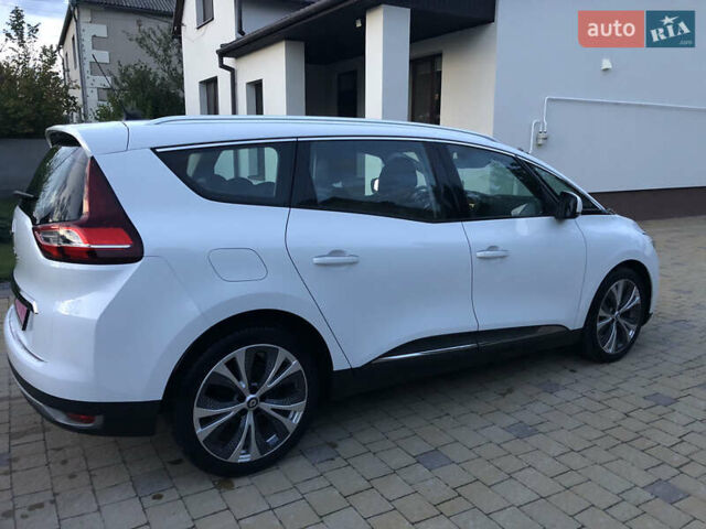 Білий Рено Гранд Сценік, об'ємом двигуна 1.6 л та пробігом 238 тис. км за 12700 $, фото 11 на Automoto.ua