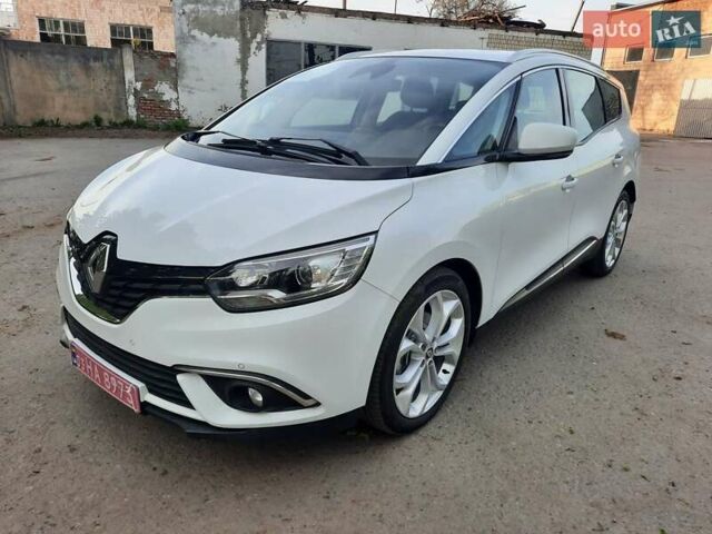 Белый Рено Гранд Сценик, объемом двигателя 1.5 л и пробегом 211 тыс. км за 14800 $, фото 126 на Automoto.ua