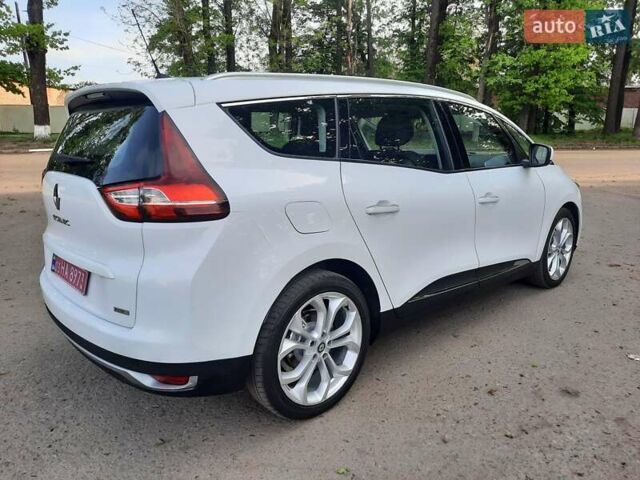 Белый Рено Гранд Сценик, объемом двигателя 1.5 л и пробегом 211 тыс. км за 14800 $, фото 21 на Automoto.ua