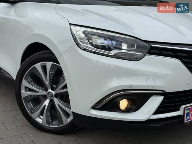 Белый Рено Гранд Сценик, объемом двигателя 1.6 л и пробегом 232 тыс. км за 14300 $, фото 19 на Automoto.ua