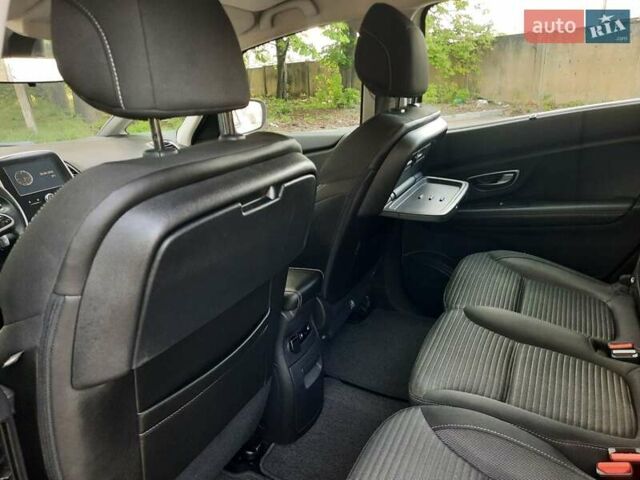 Белый Рено Гранд Сценик, объемом двигателя 1.5 л и пробегом 211 тыс. км за 14800 $, фото 85 на Automoto.ua